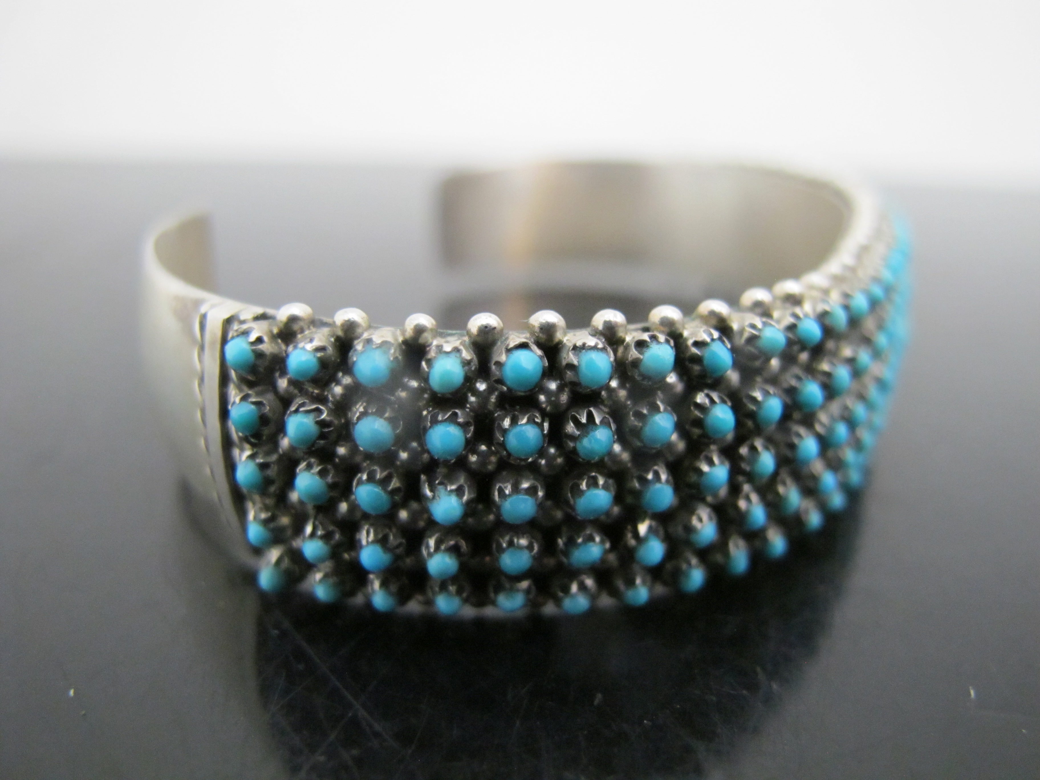 Sterling Silver Light Weight Feather Snake Eyes Turquoise good Cuff Bracelet