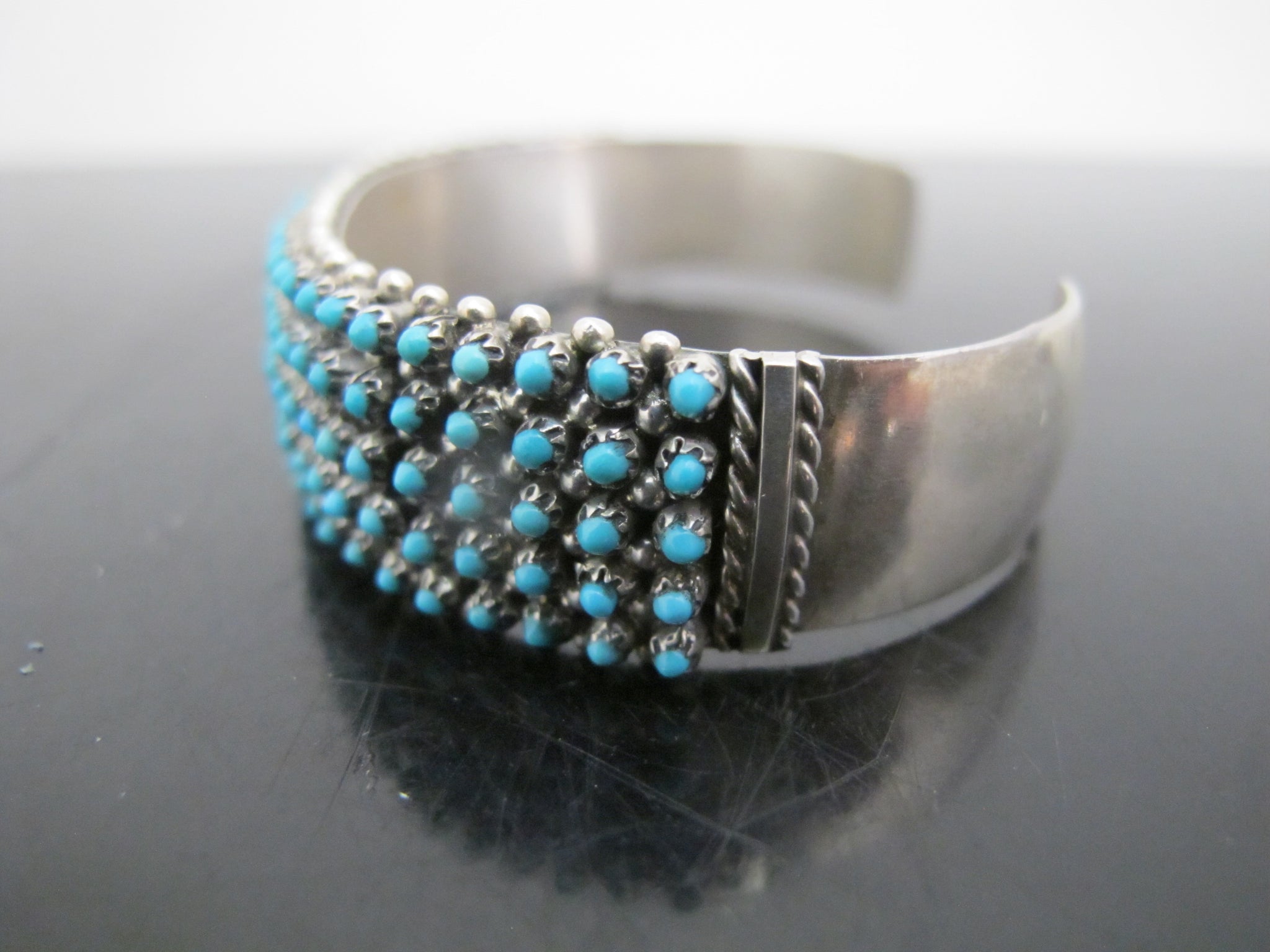 STEPHEN HALOO Zuni Sterling Silver Turquoise SNAKE EYE